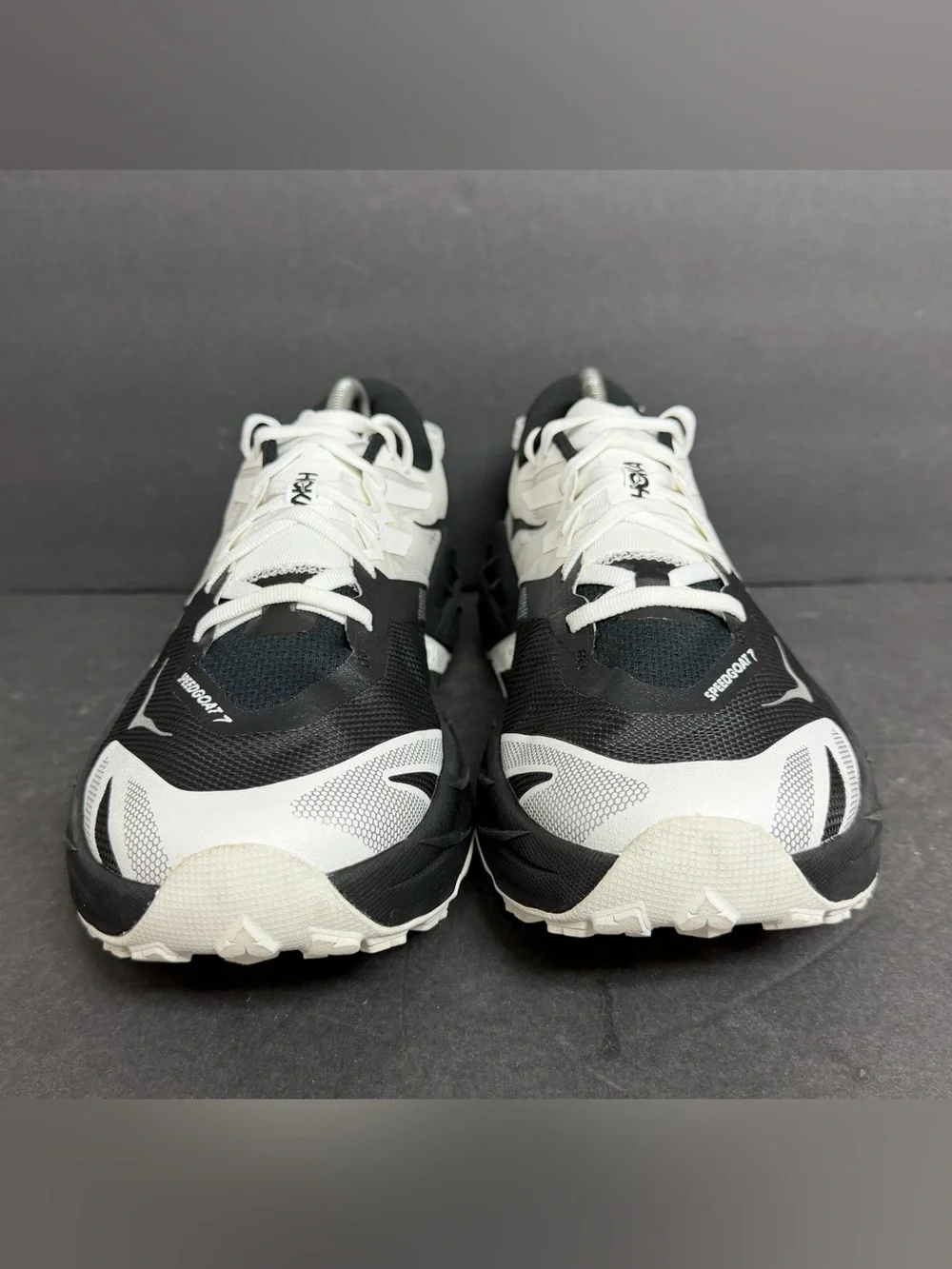 NEW Hoka Speedgoat 7 Wide Men's Size 10 2E Running Shoes 1171930/BWHT